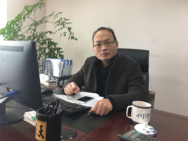 對(duì)行業(yè)充滿熱情的經(jīng)營(yíng)者 —— 記明日國貿(mào)有限公司馬軍苗