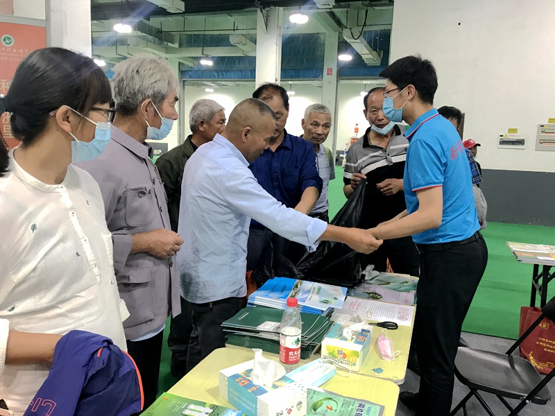 新光公司產品亮相浙江種業(yè)博覽會